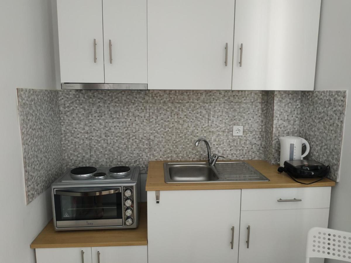 Pantheon Apartment Kalamata Exterior photo